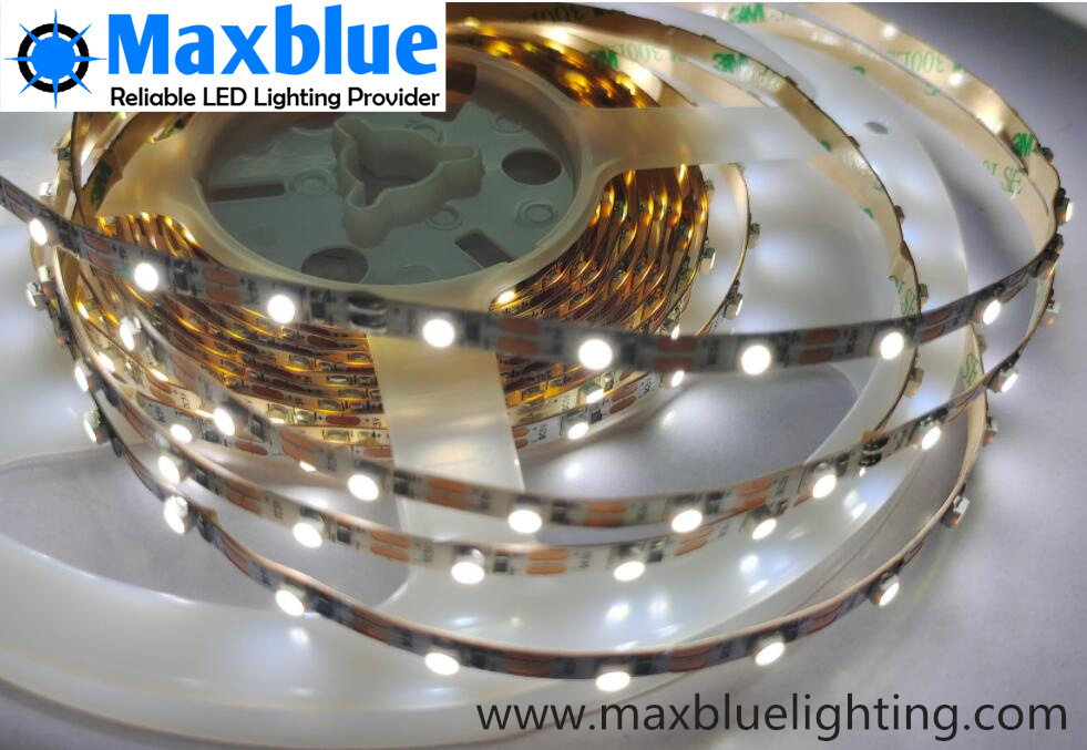 Uma fita de LED cortável DC5V 5mm slim 4.8W USB flexível