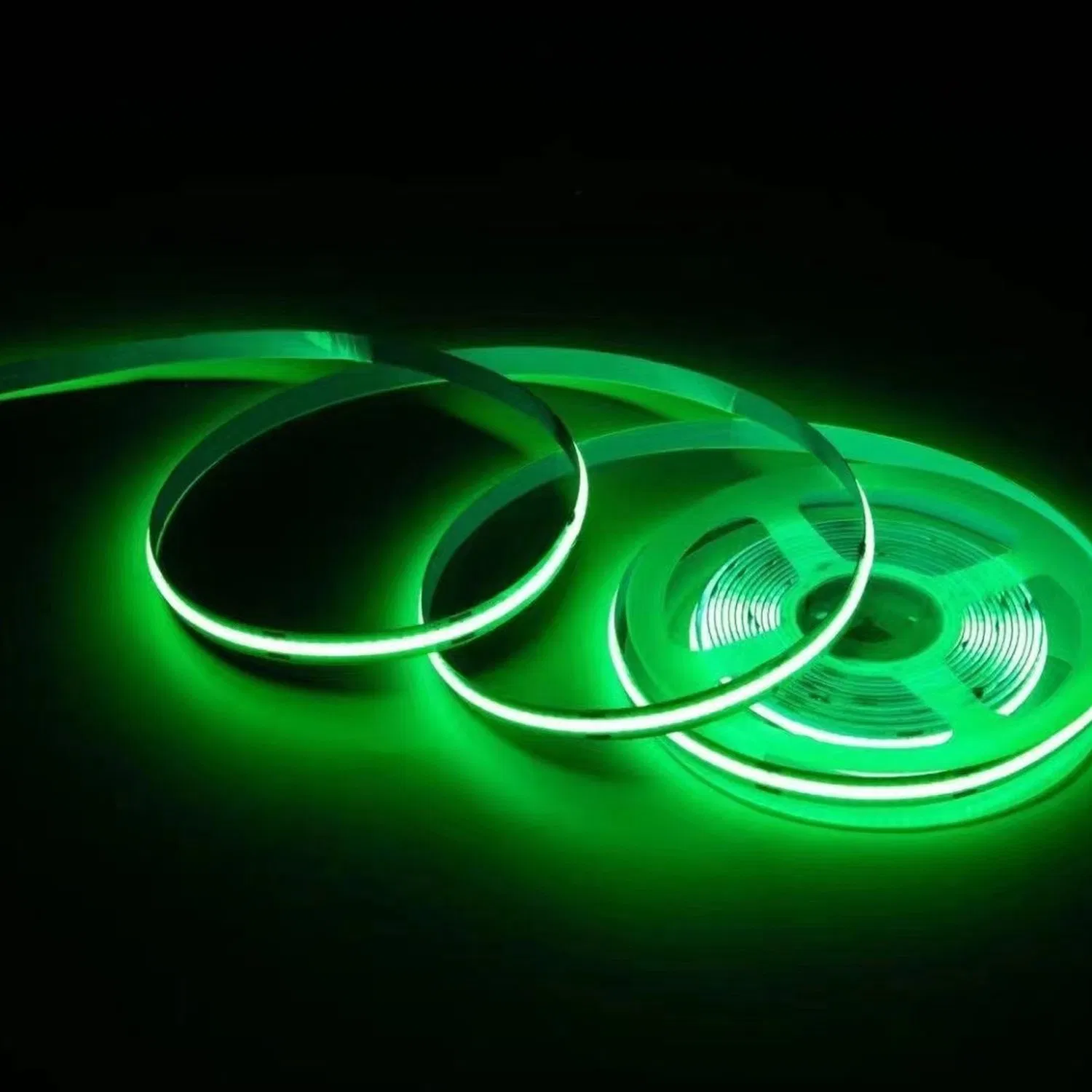 Fita de LED RGB WiFi para TV Luz de Fundo Musical com Ritmo 5m/10m Fabricação no Reino Unido/EUA/UE/AU compatível com Alexa Google Home