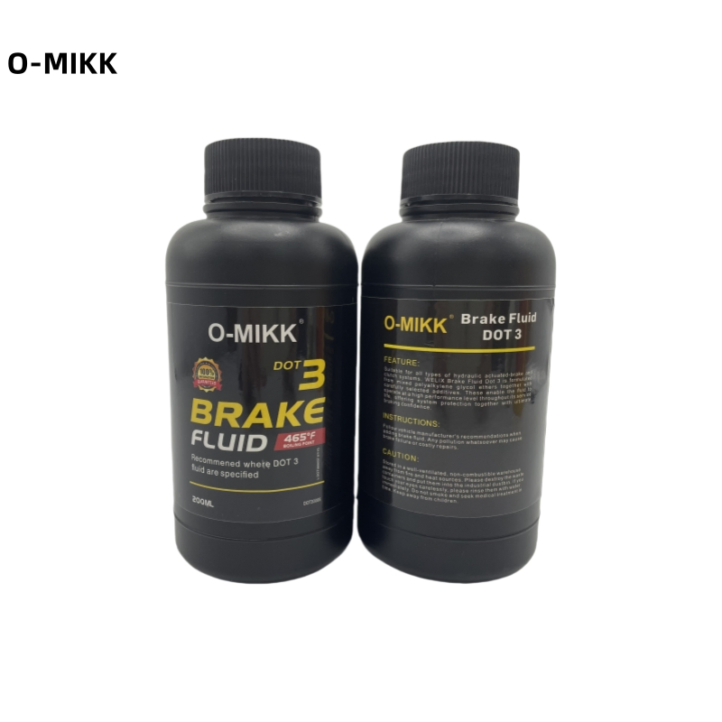 Brake Fluid DOT3 Factory Brake Fluid DOT3 Anti Corrosion Lubricant Oil in 200ml Yellow Plastic Bottle