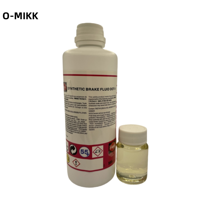 Oil Multiple Color Brake Fluid DOT 4 Automotive Lubricant Plastic Bottle General Composition 500ml Brake Oil