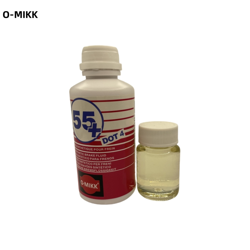 Oil Multiple Color Brake Fluid DOT 4 Automotive Lubricant Plastic Bottle General Composition 500ml Brake Oil