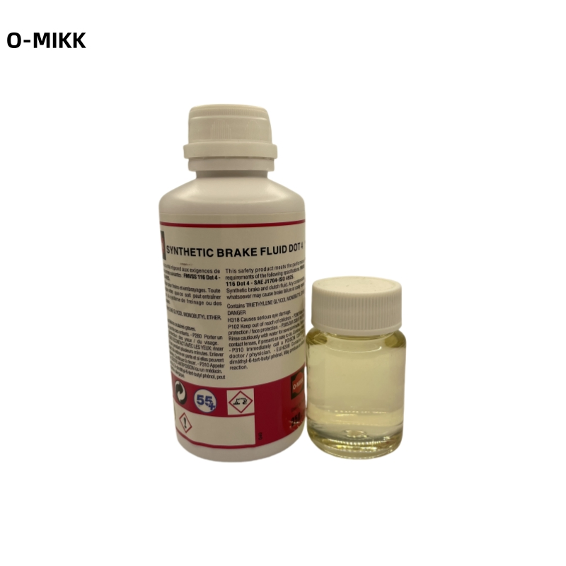 Oil Multiple Color Brake Fluid DOT 4 Automotive Lubricant Plastic Bottle General Composition 500ml Brake Oil